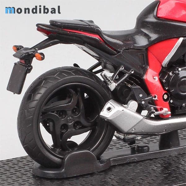 موتور هوندا مدل Honda CB1000R 2010 — تصویر ۶