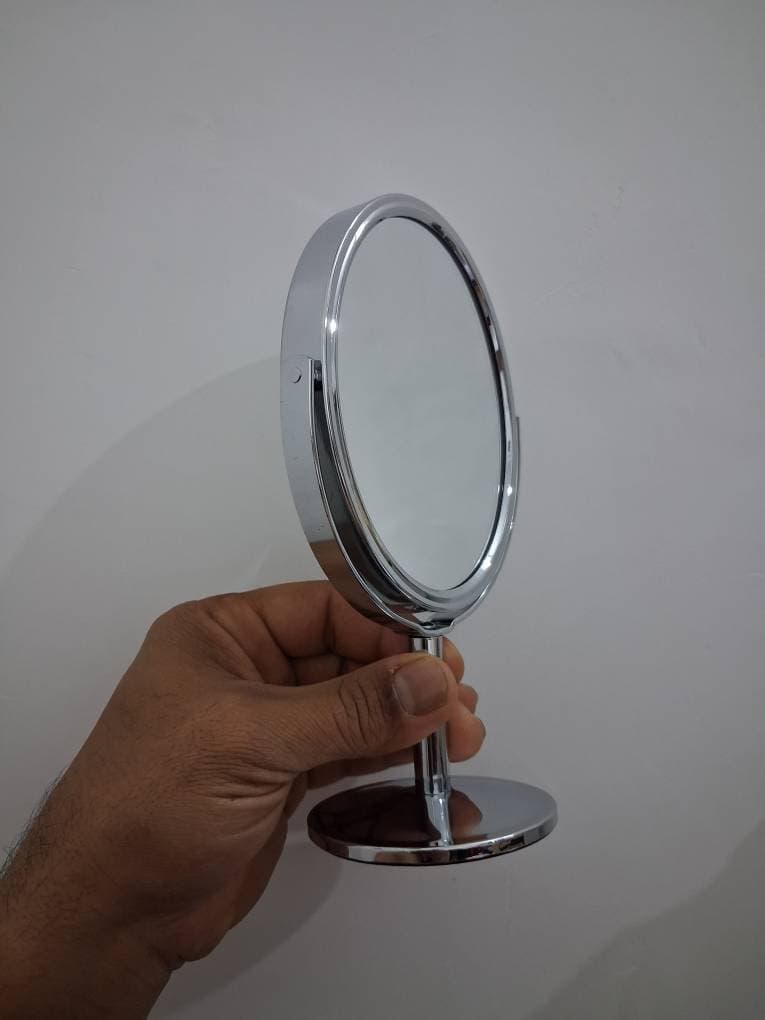 آینه میز آرایشی 360 درجه چرخ دار با بزرگنمایی 2X — تصویر ۱۱