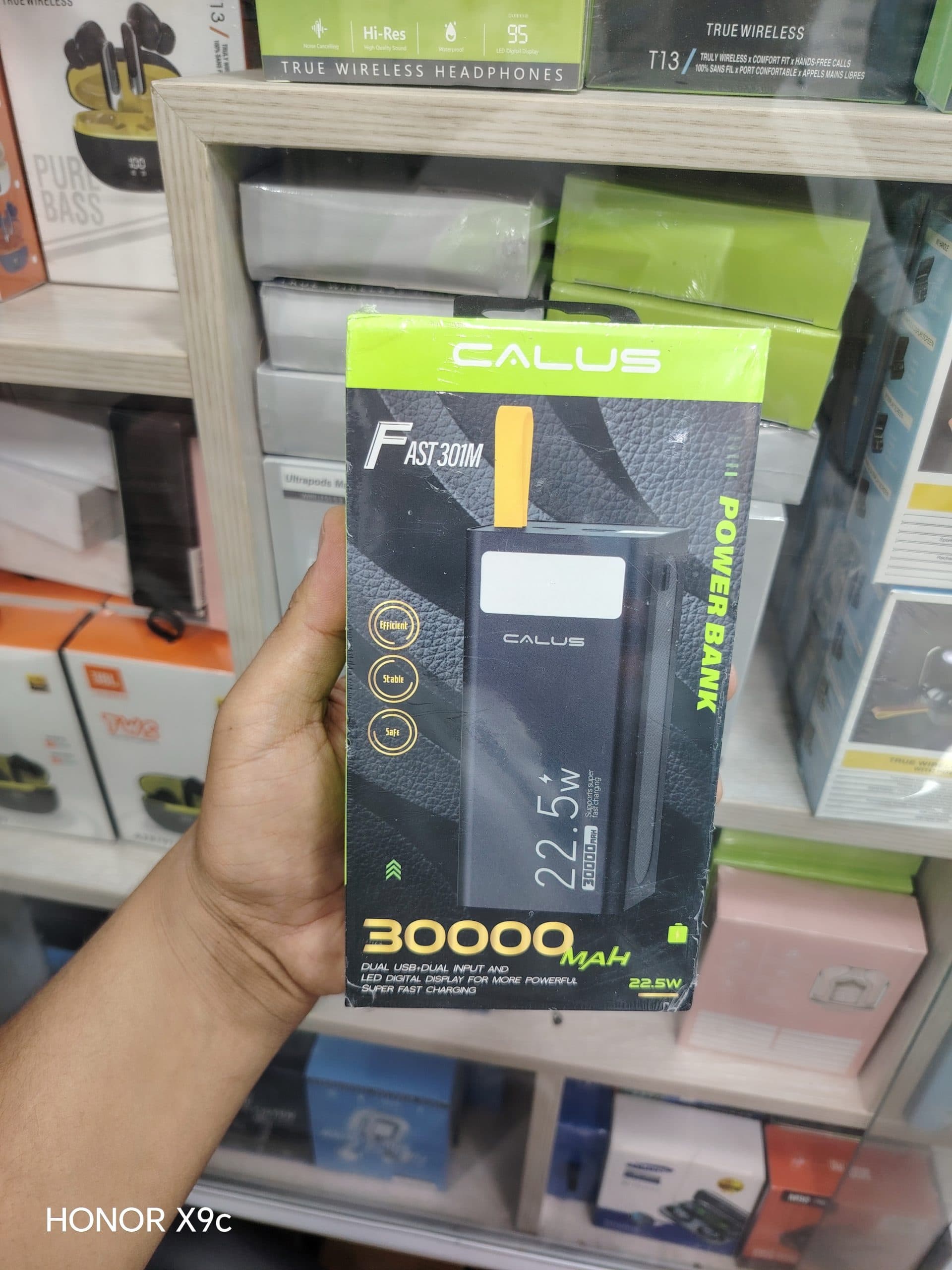 پاوربانک کالوس مدل FAST301M ظرفیت ۳۰ هزار میلی‌آمپر