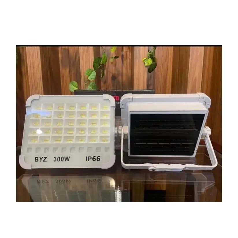 چراغ کمپینگ SOLAR مدل BYZ 300W — تصویر ۹