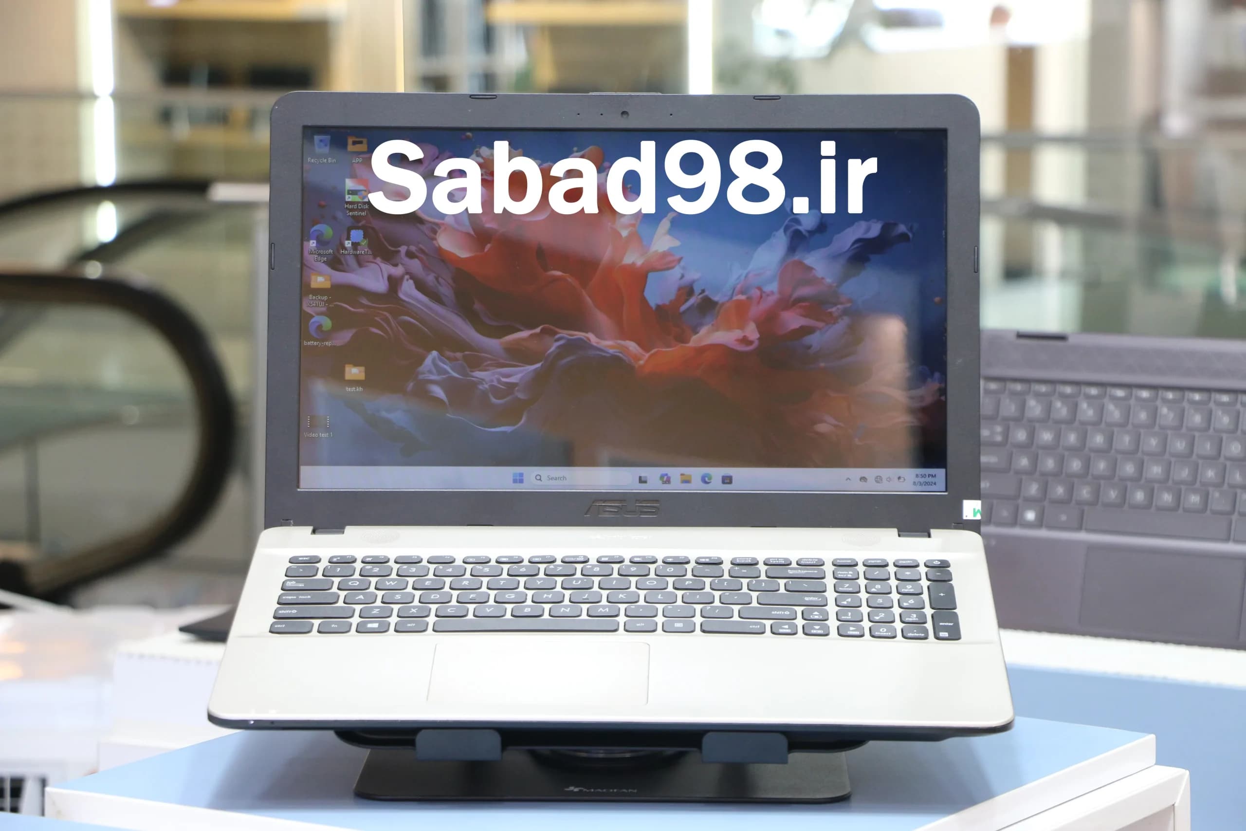 لپ تاپ Asus X541 i7 7500U | 8GB | 256GB SSD | 2GB 920M | 15.6 inch FHD — تصویر ۲