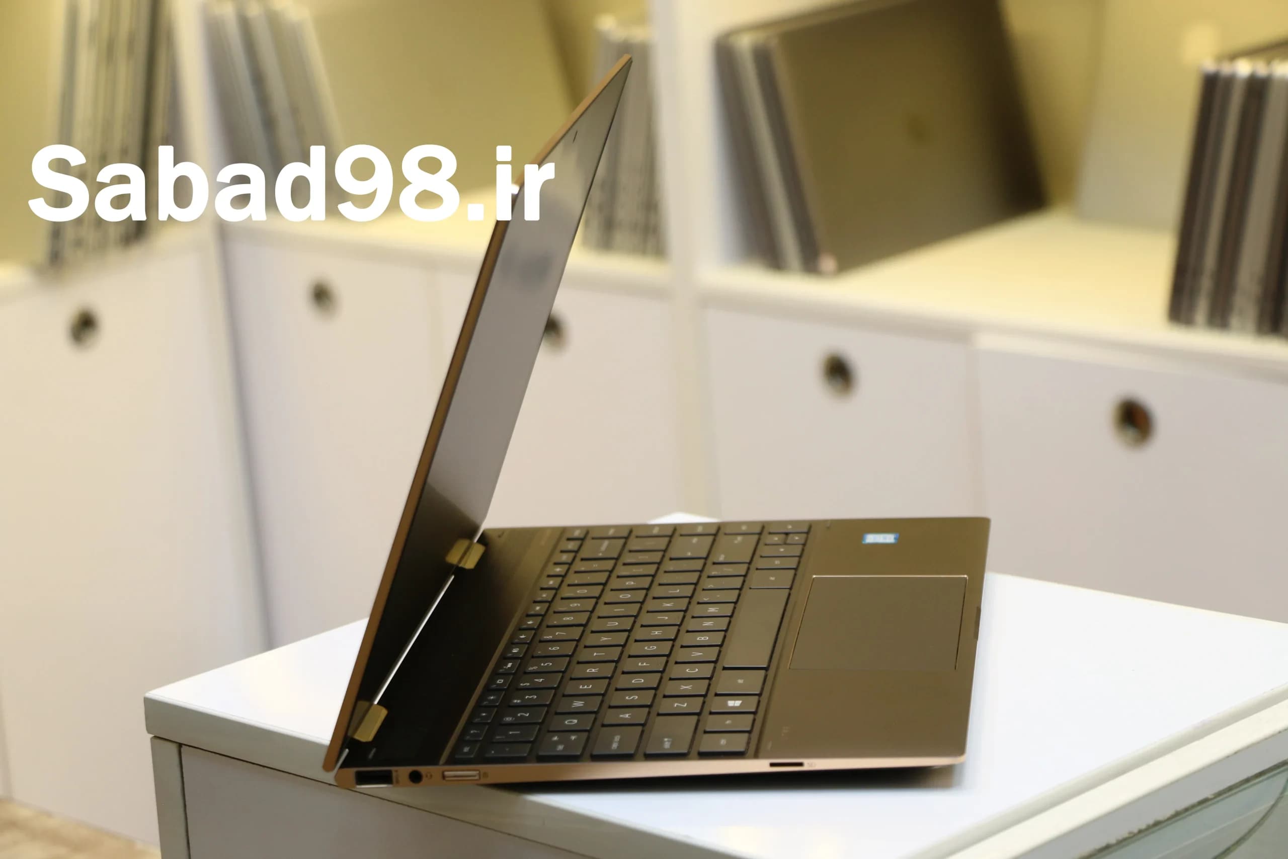 لپ تاپ HP Spectre 13 i5 8250U | 8GB | SSD 256GB | Intel UHD | 13.6 inch X360 Touch — تصویر ۴
