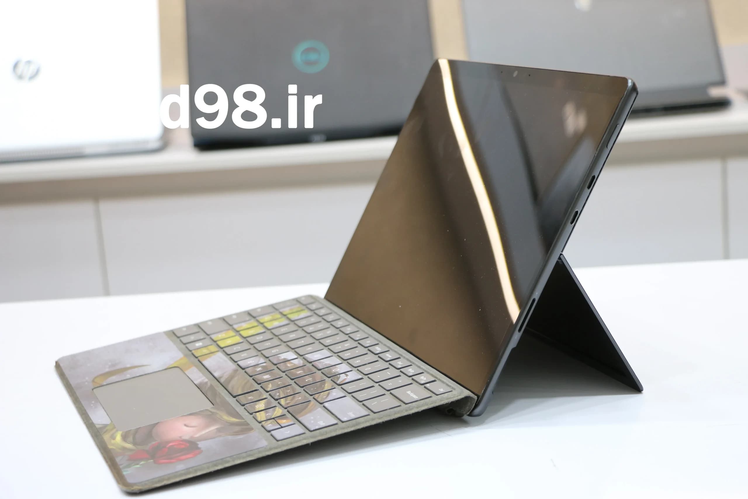 لپ تاپ Microsoft Surface Pro 8 i5 1135G7 | 8GB | SSD 512GB | Iris Xe | 12.8 inch QHD Touch (2880×1920) + Keyboard — تصویر ۳
