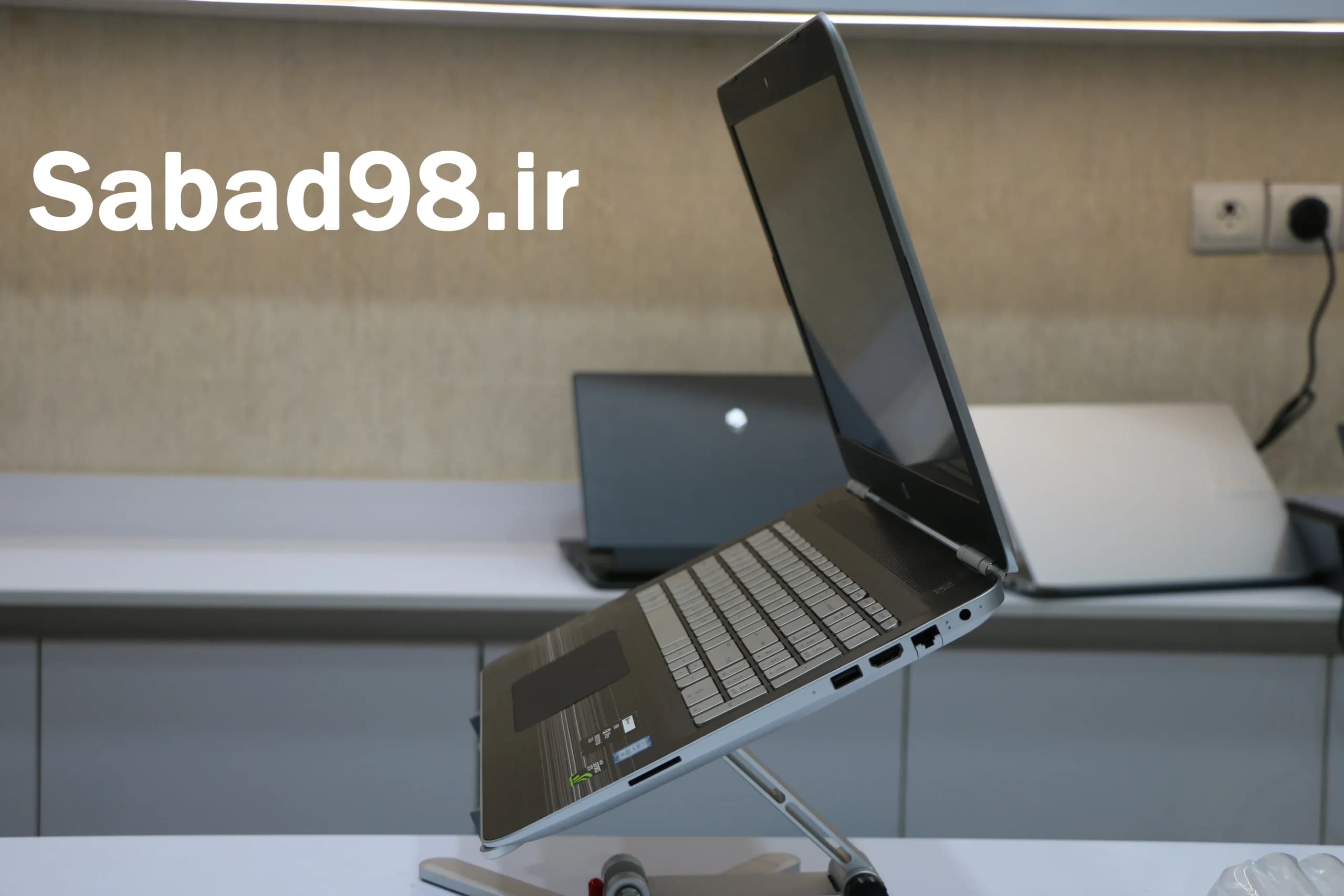 لپ تاپ HP Pavilion i5 6300HQ | 8GB | SSD 256GB | GTX 960M 2GB | 15.6 inch FHD 60Hz — تصویر ۳