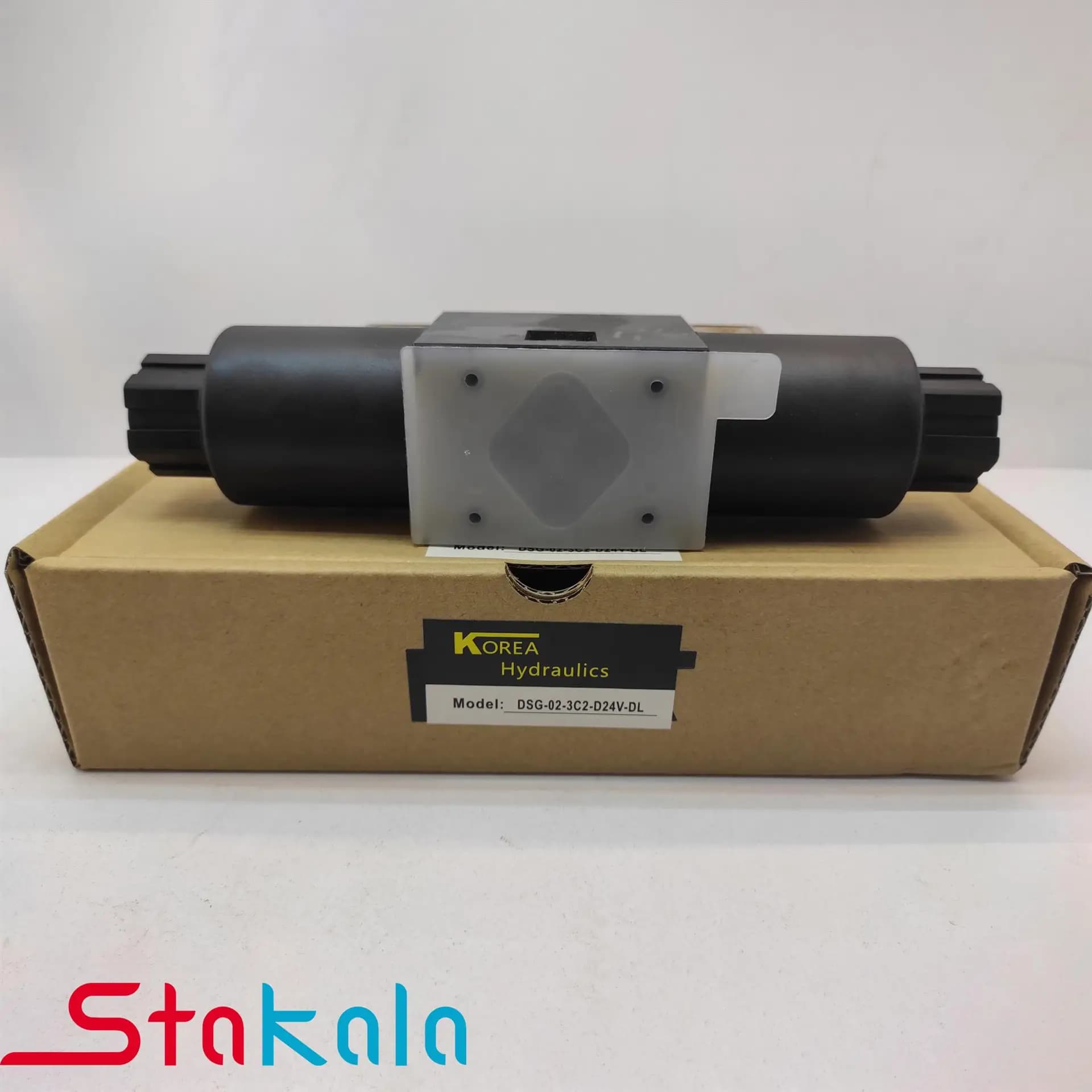 شیر هیدرولیک برقی کنترل جریان 4/3 دو بوبین(سایز ۱/۴) NG6 Cetop3 سری DSG-02 برند Korea — تصویر ۴