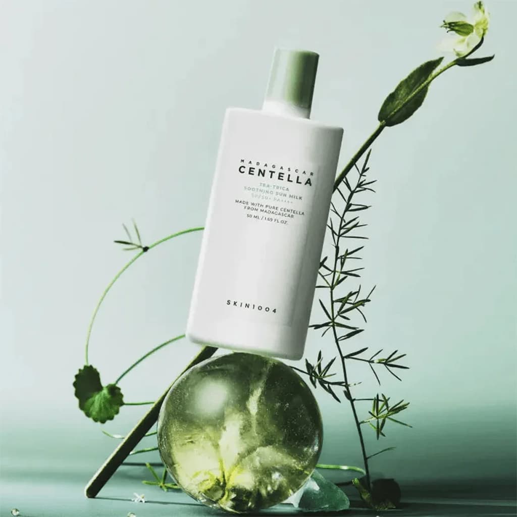 ضد آفتاب اسکین 1004 سنتلا Tea-Trica پوست چرب مدل Soothing Sun Milk SPF50 — تصویر ۹