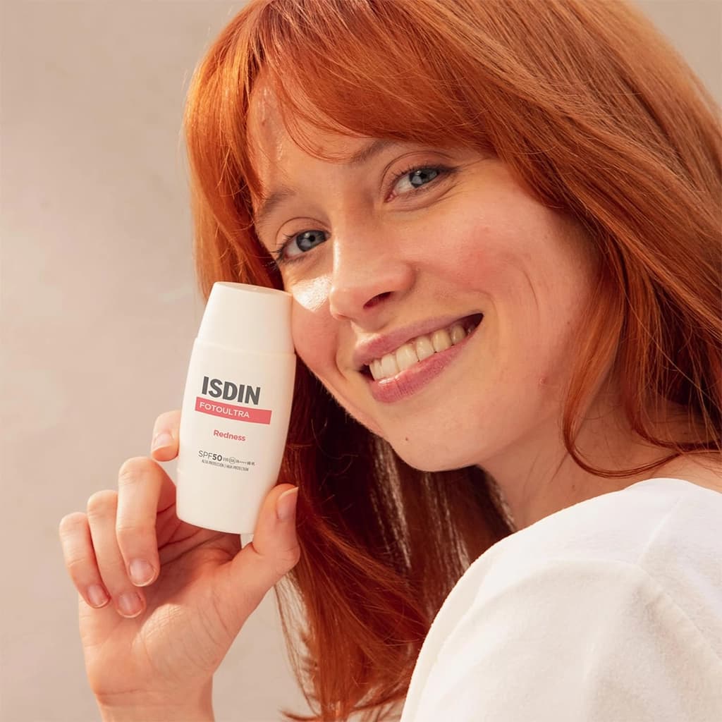 ضد آفتاب ایزدین REDNESS SPF50 مخصوص پوست حساس و قرمز | ISDIN FotoUltra Redness — تصویر ۴
