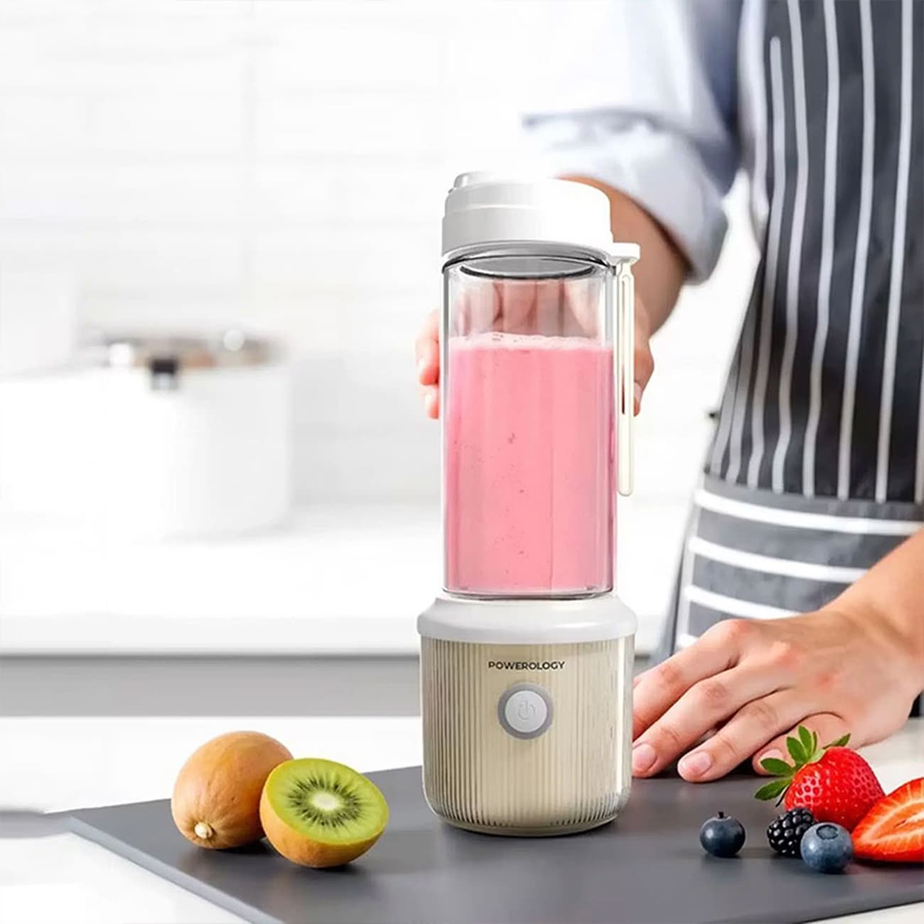 مخلوط‌ کن و اسموتی‌ساز شارژی 450 میلی‌لیتری 126 وات پاورولوژی Powerology PSM013 Press & Refresh Portable Blender — تصویر ۱۰