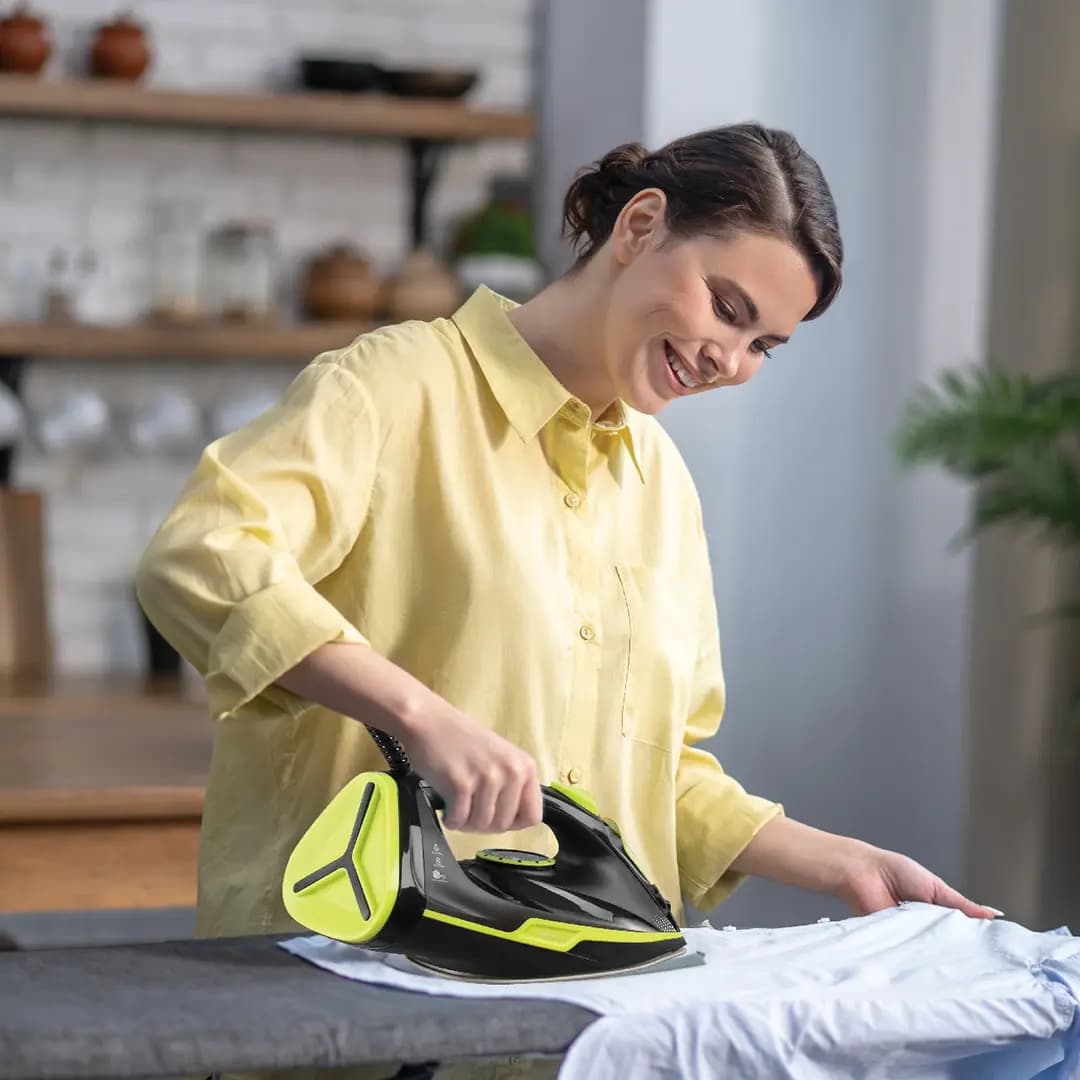 اتو گرین لاین Green lion GNESTMIRGN steam iron — تصویر ۸