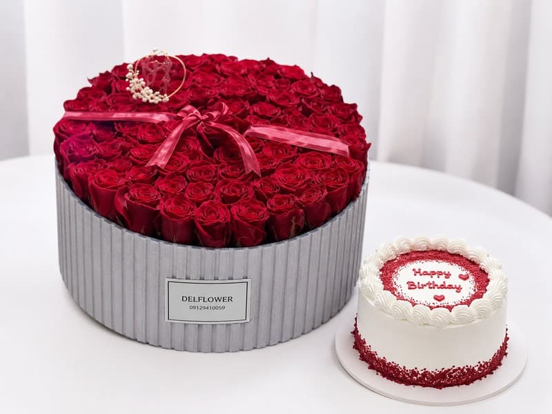 باکس گل و کیک تبریک اولین سریال