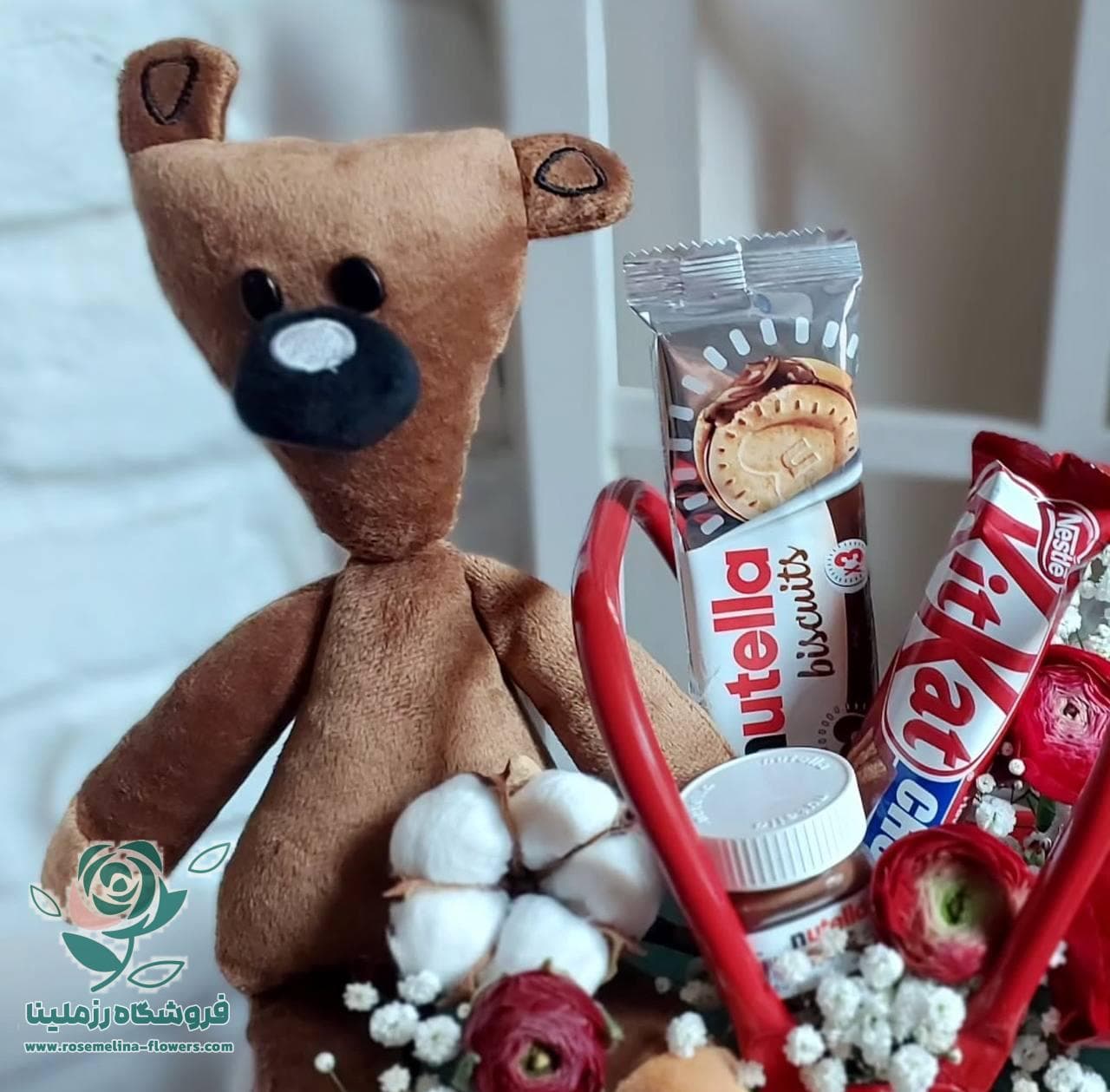 باکس گل شکلات و عروسک ولنتاین شماره 31 — تصویر ۴