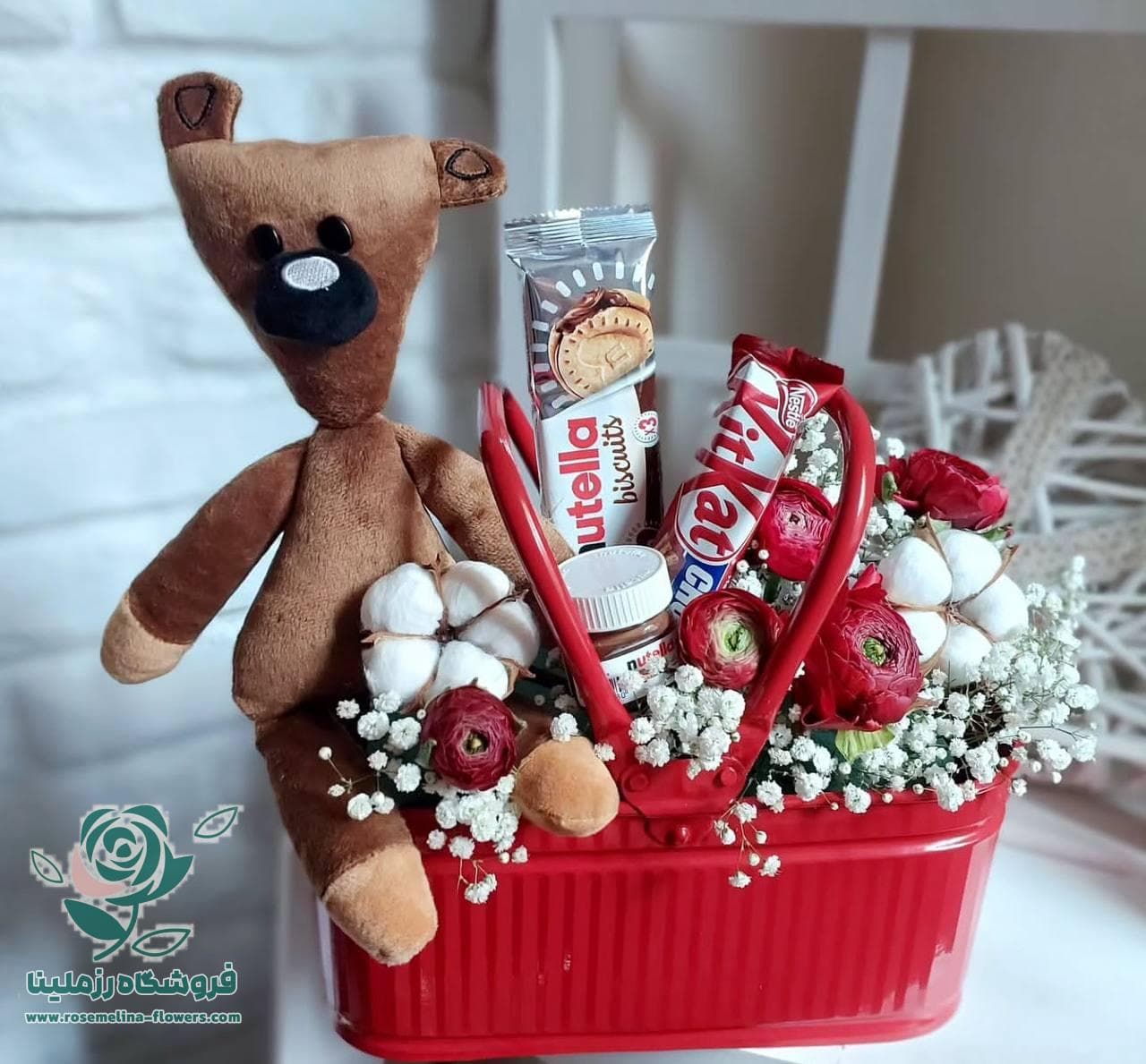 باکس گل شکلات و عروسک ولنتاین شماره 31 — تصویر ۳