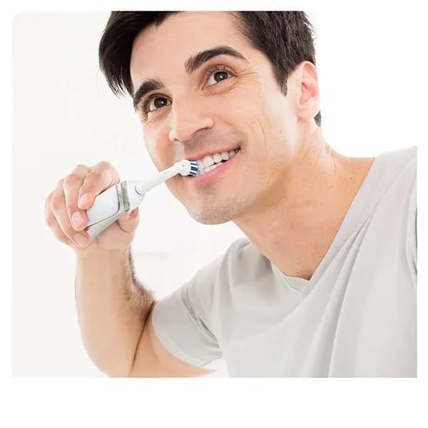 سری یدک مسواک برقی اورال بی مدل Trizone بسته 2 عددی — تصویر ۶