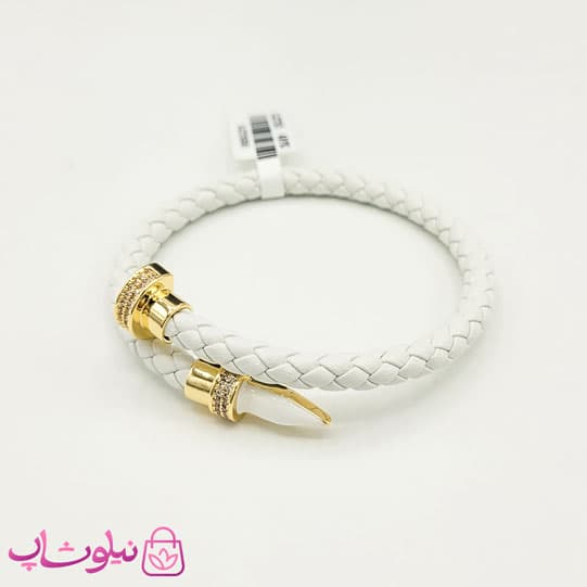 دستبند دخترانه چرم مدل میخی کارتیه سفید کد 370 — تصویر ۳