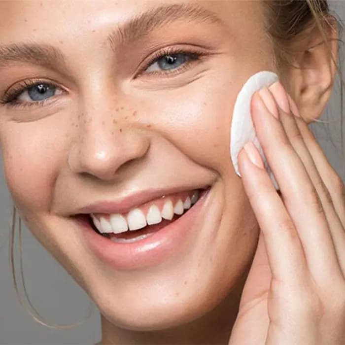 تونیک گل زنبق آکواسیلک دکتر بلتر 500 میل — تصویر ۳