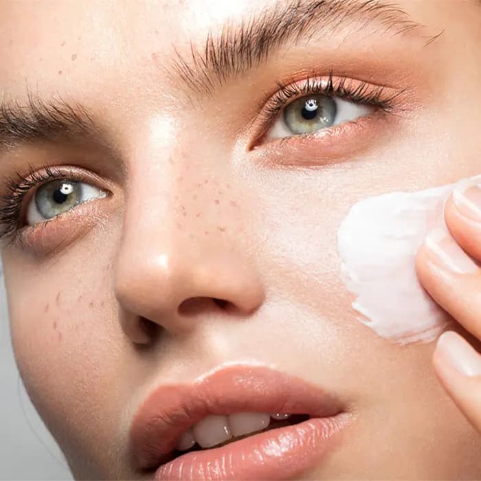 آبرسان و ضد لک محافظ با SPF 30 دکتر بلتر 50 میل — تصویر ۳