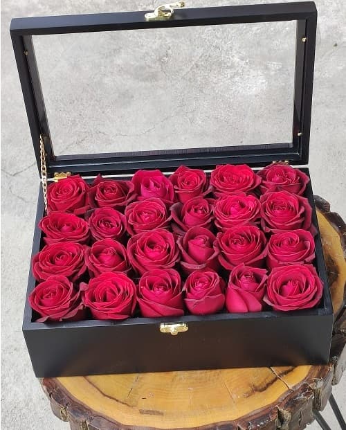 باکس گل درب دار رز 24 عددی کد 1040 — تصویر ۲
