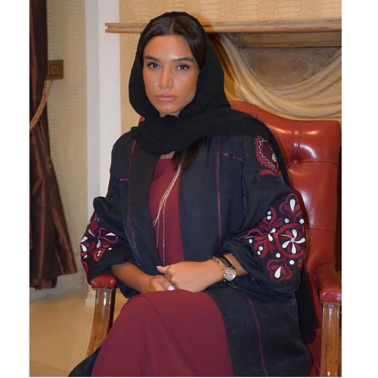 مانتو زنانه مدل لنا رنگ مشکی — تصویر ۳