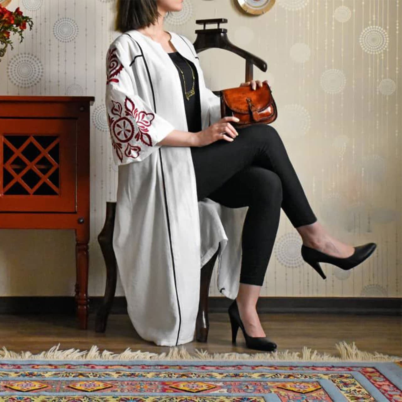 مانتو زنانه مدل لنا رنگ سفید — تصویر ۲