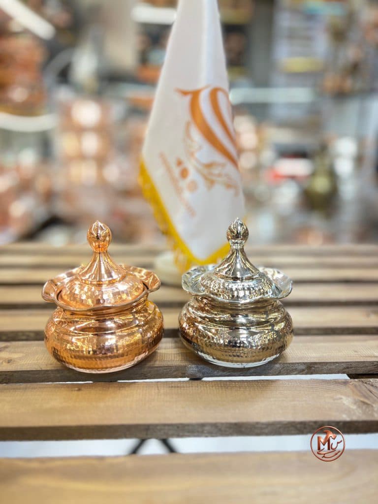 قندان سفینه ای مسی — تصویر ۳