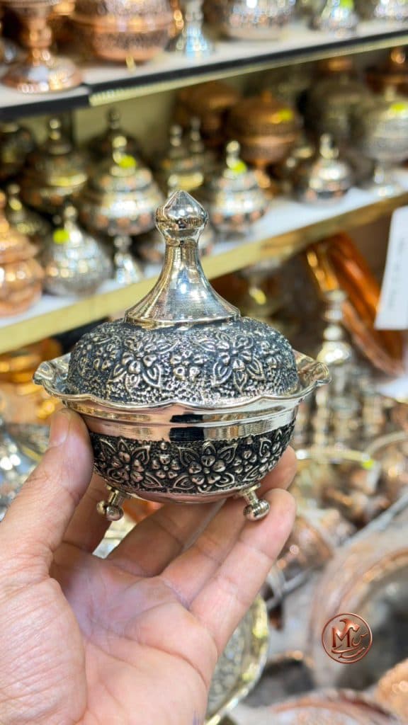 قندان گلبرگی ۳ پایه مسی کروم — تصویر ۴