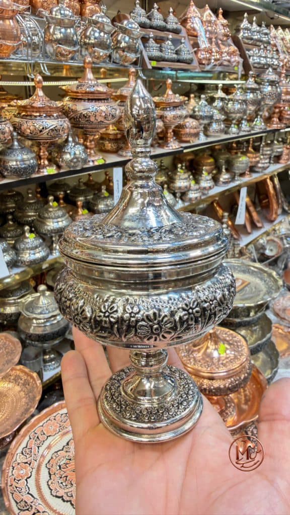 قندان گلبرگی پایه دار مسی کروم — تصویر ۴