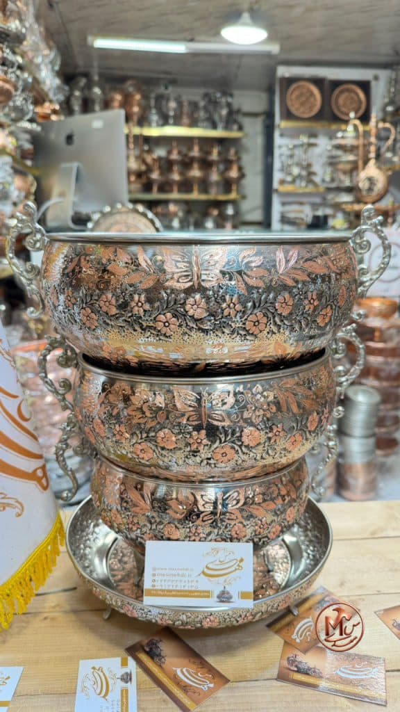 ست پذیرایی چهار پارچه طرح سلطنتی — تصویر ۵