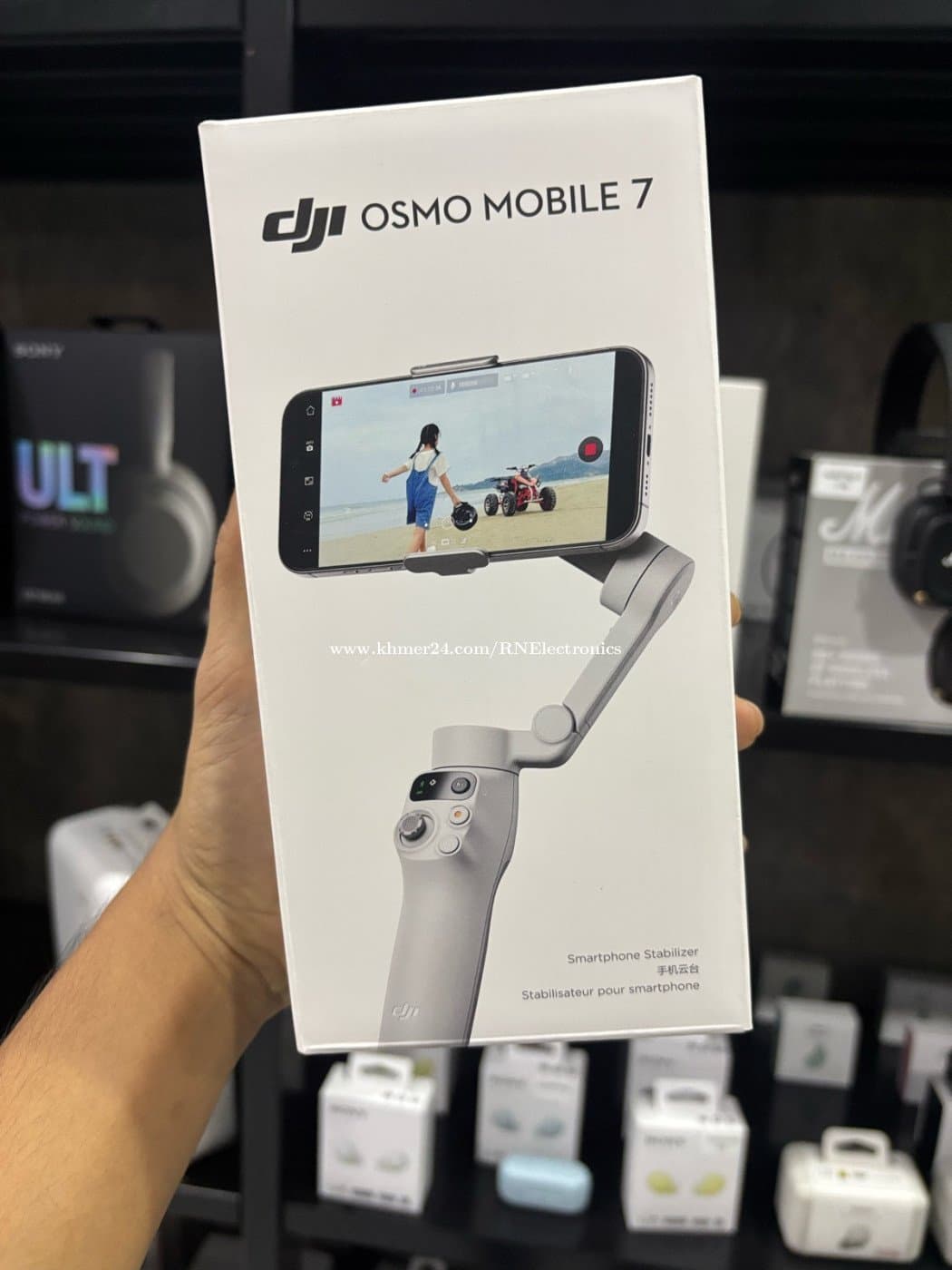 گیمبال موبایل دی جی آی مدل DJI Osmo Mobile 7 — تصویر ۱۰