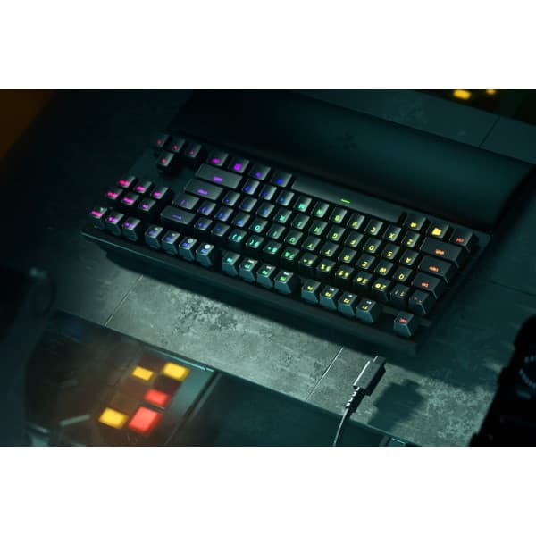 کیبورد گیمینگ ریزر Huntsman V2 TenKeyless — تصویر ۴