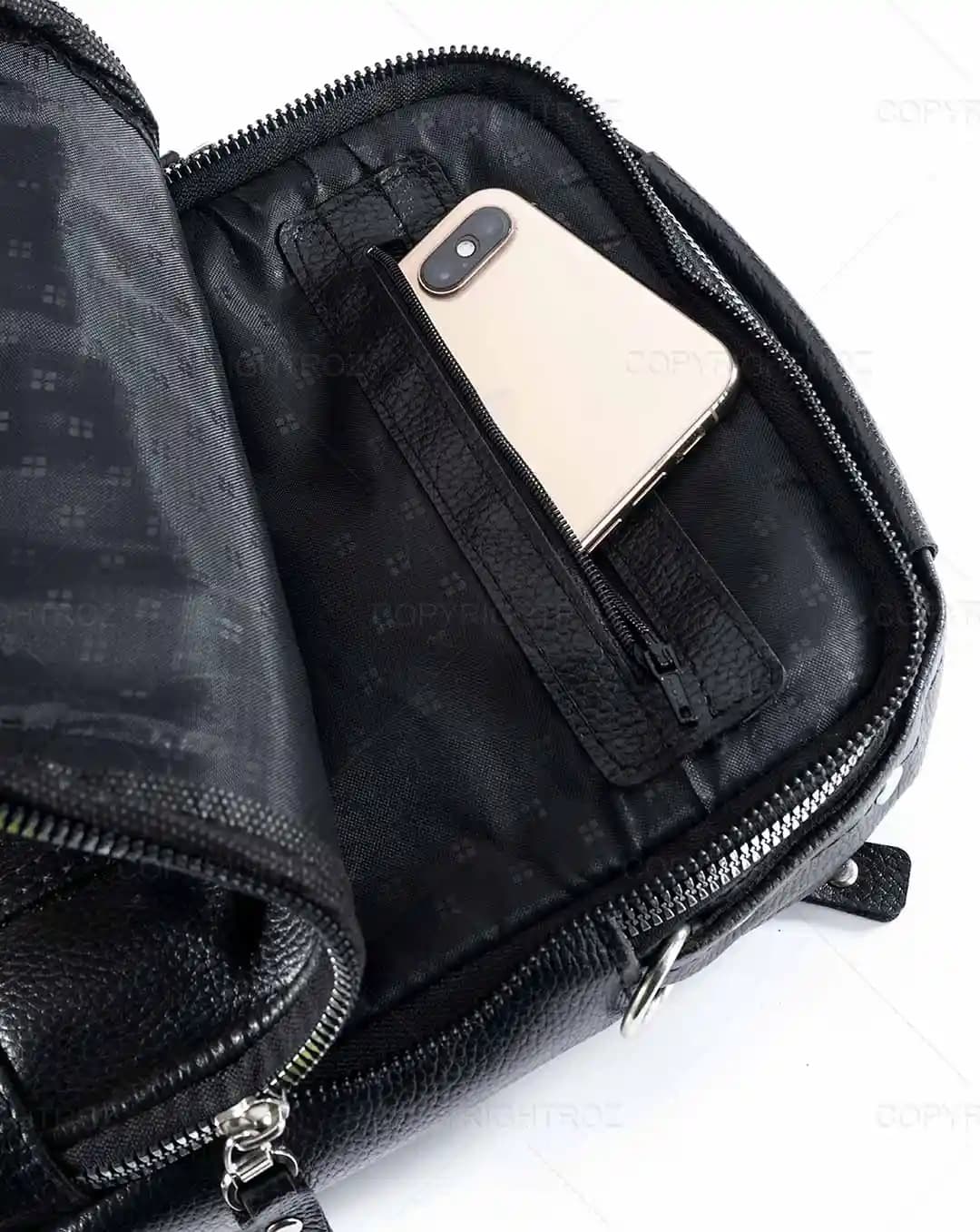 کیف دوشی چرمی لاگوست LACOSTE مدل 1425 — تصویر ۸
