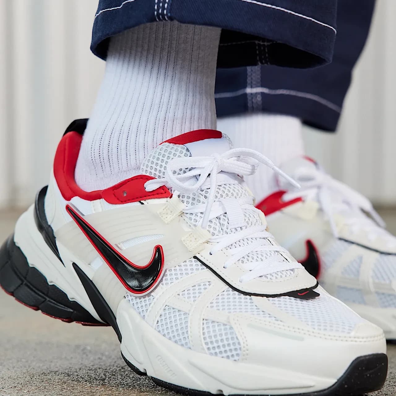 کفش نایک وی تو کی ران – Nike V2K Run — تصویر ۱۱