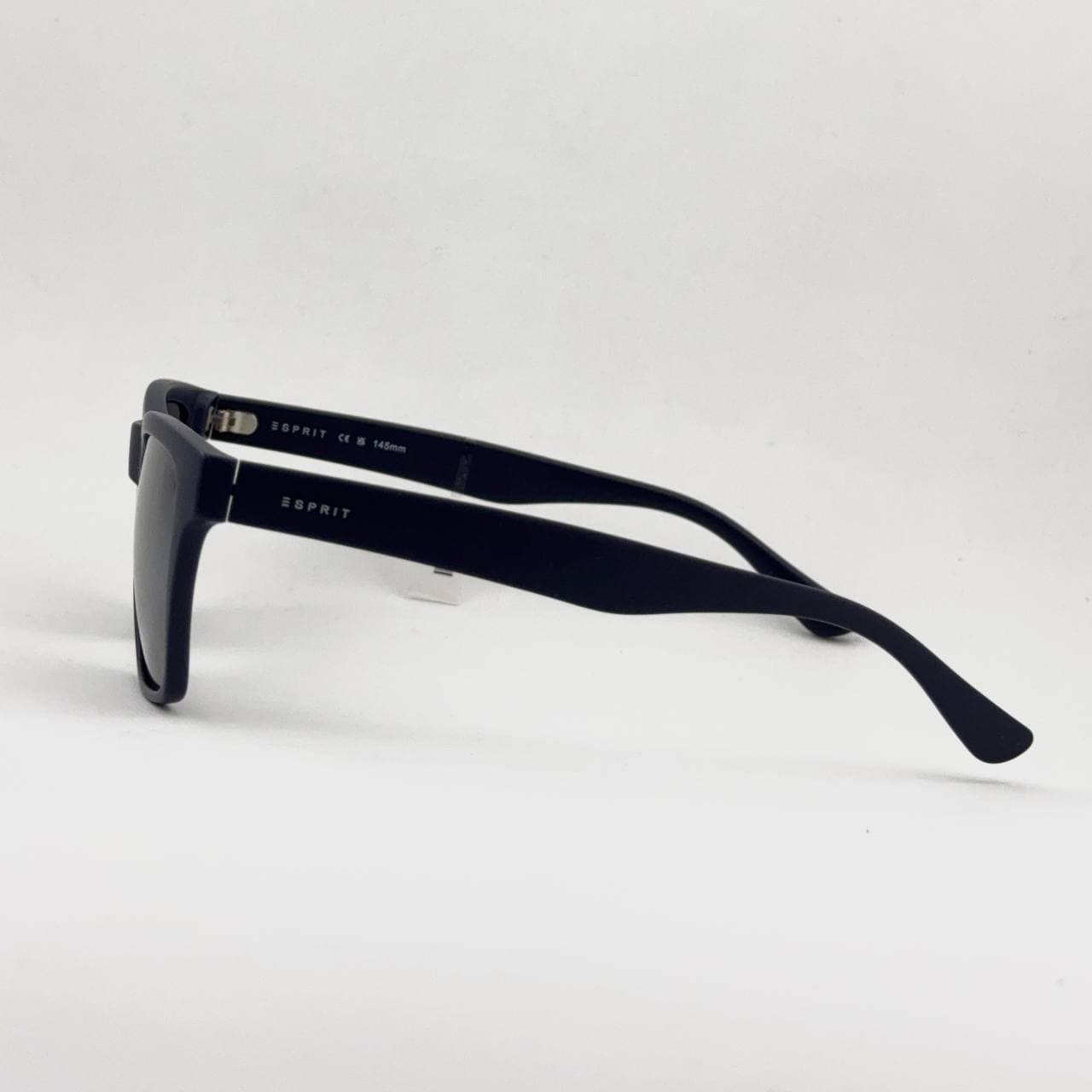 عینک آفتابی Esprit ET39275 — تصویر ۴