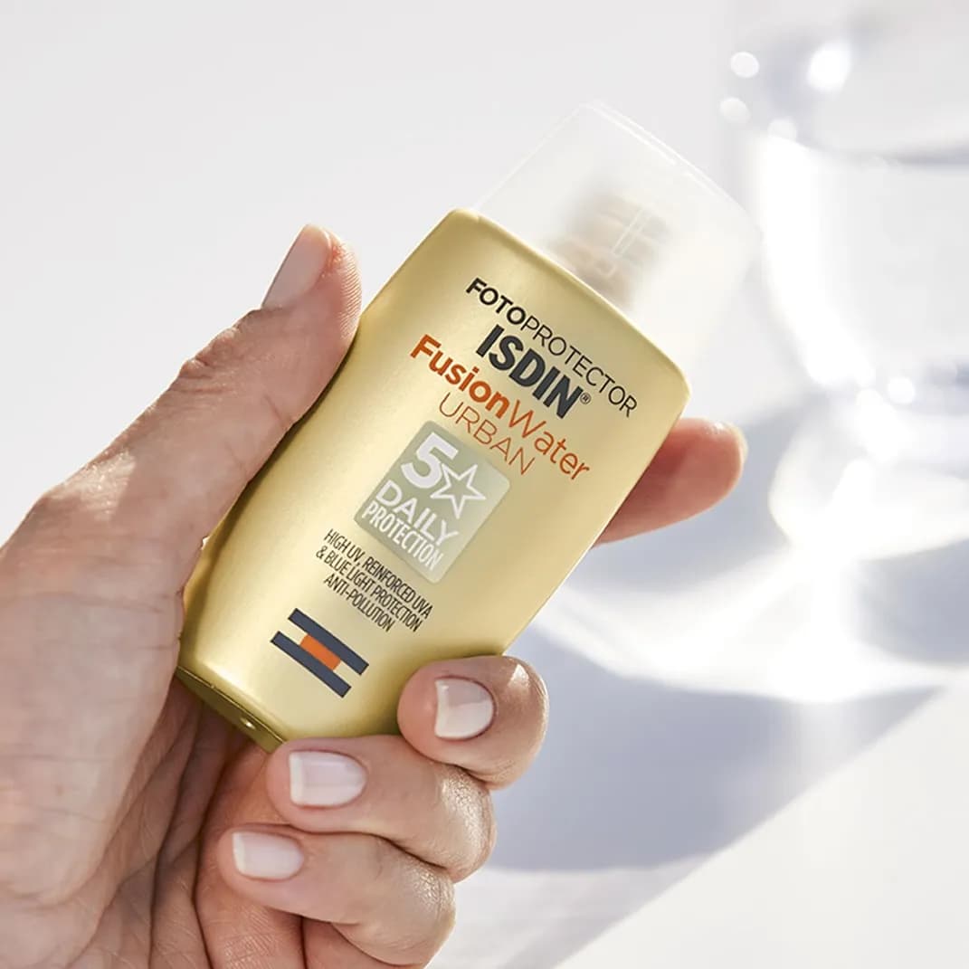 ضد آفتاب فیوژن واتر اوربان ایزدین SPF 30 — تصویر ۱۱