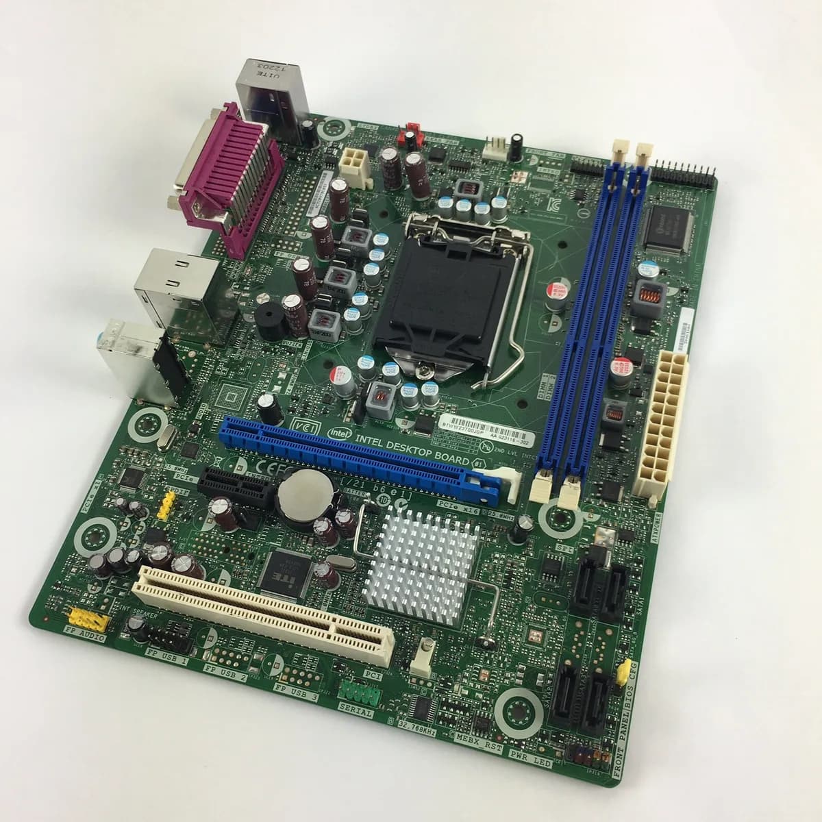 مادربرد اینتل دست دوم همراه پنل MOTHERBOARD INTEL DESKTOP BOARD DH61WW