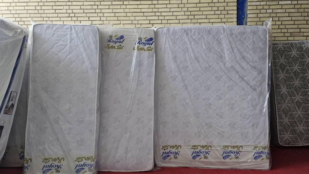 تشک نوجوان طبی فنری 2سال گارانتی برند رویال ابعاد 180 در 80 در ضخامت 20 سانتی متر — تصویر ۷