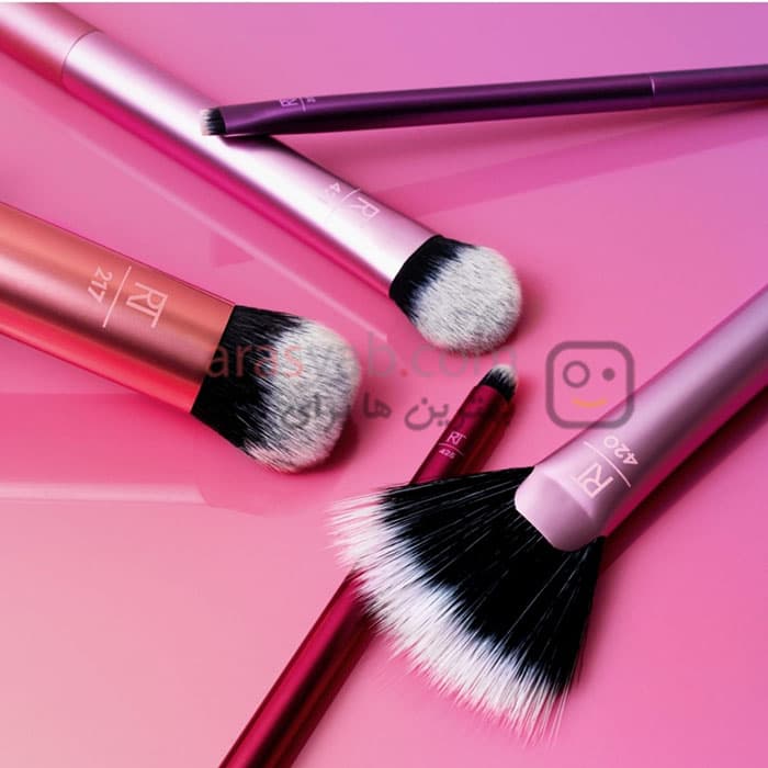 ست براش 5 تیکه ریل تکینک real techniques سری essential artist kit همه کاره — تصویر ۳