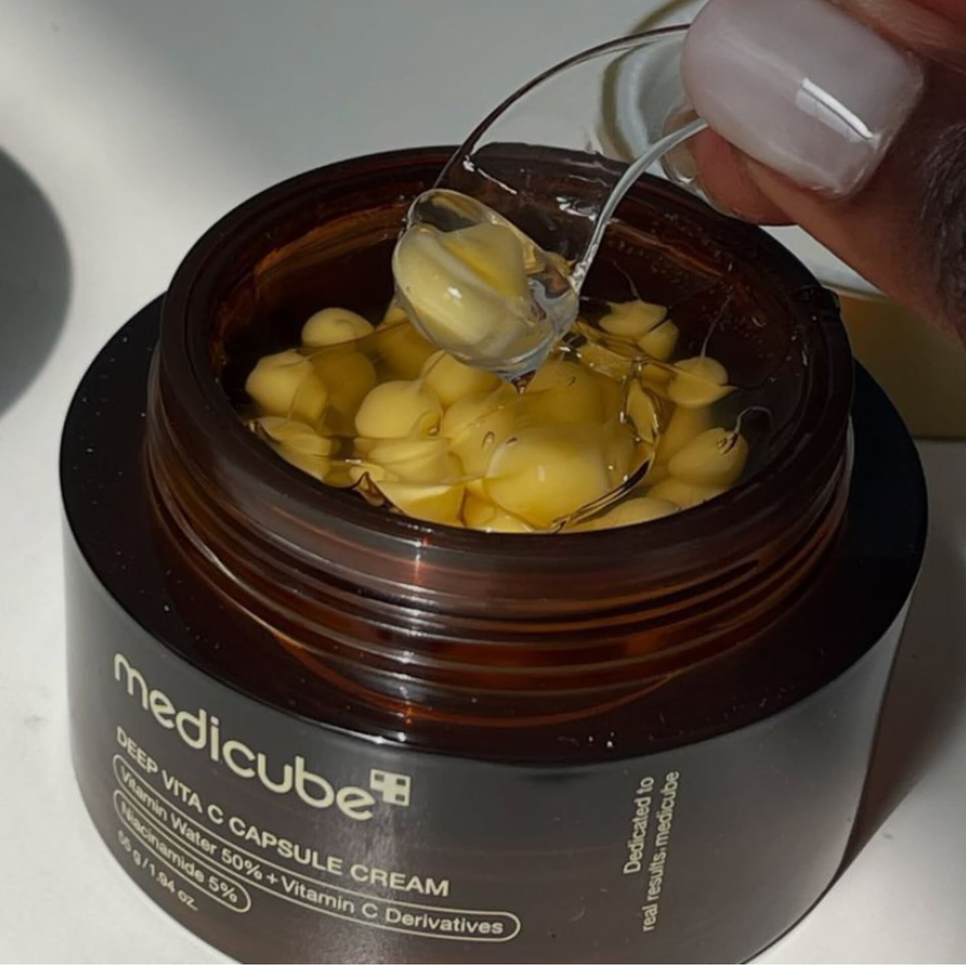 کرم ویتامین C مدیکیوب مدل Deep Vita C Capsule Cream — تصویر ۸