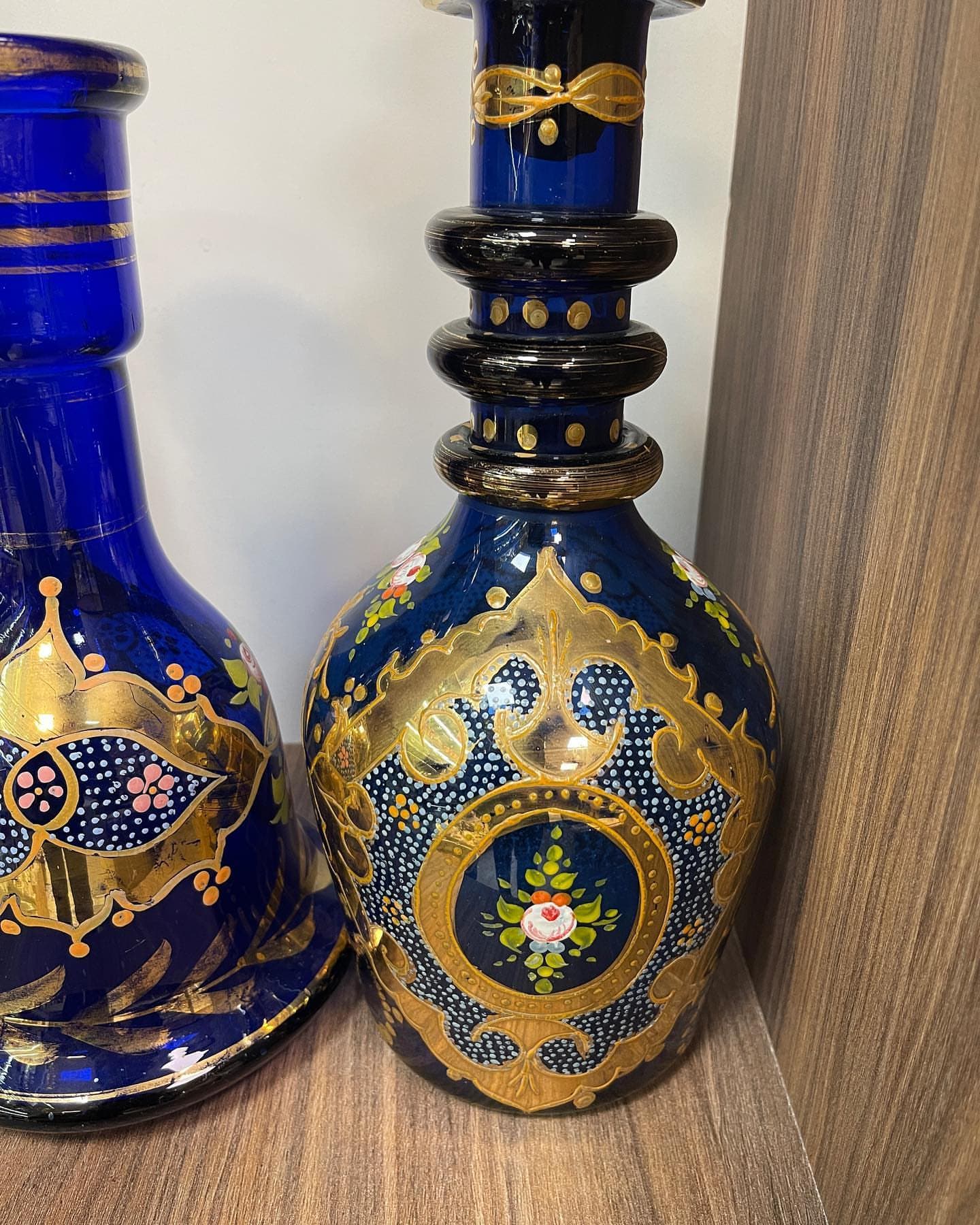 مجموعه تنگ و کوزه قلیان قدیمی — تصویر ۳