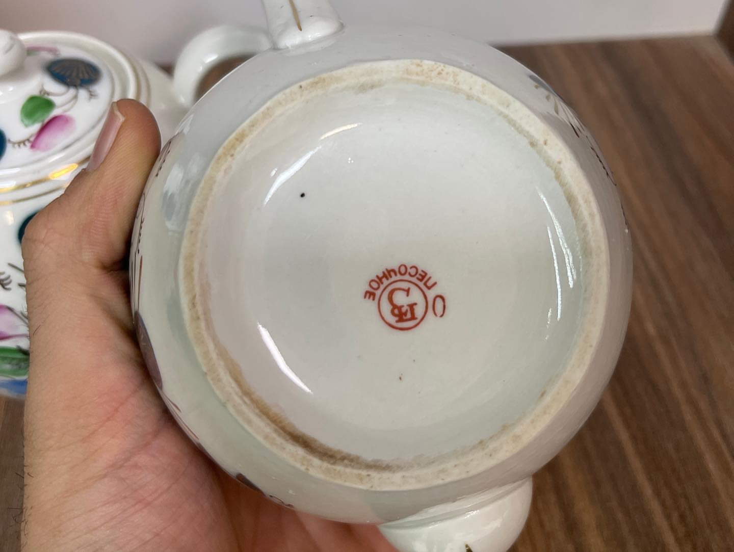 یک جفت قوری انگوری سبز روس اصل و قدمتدار — تصویر ۹