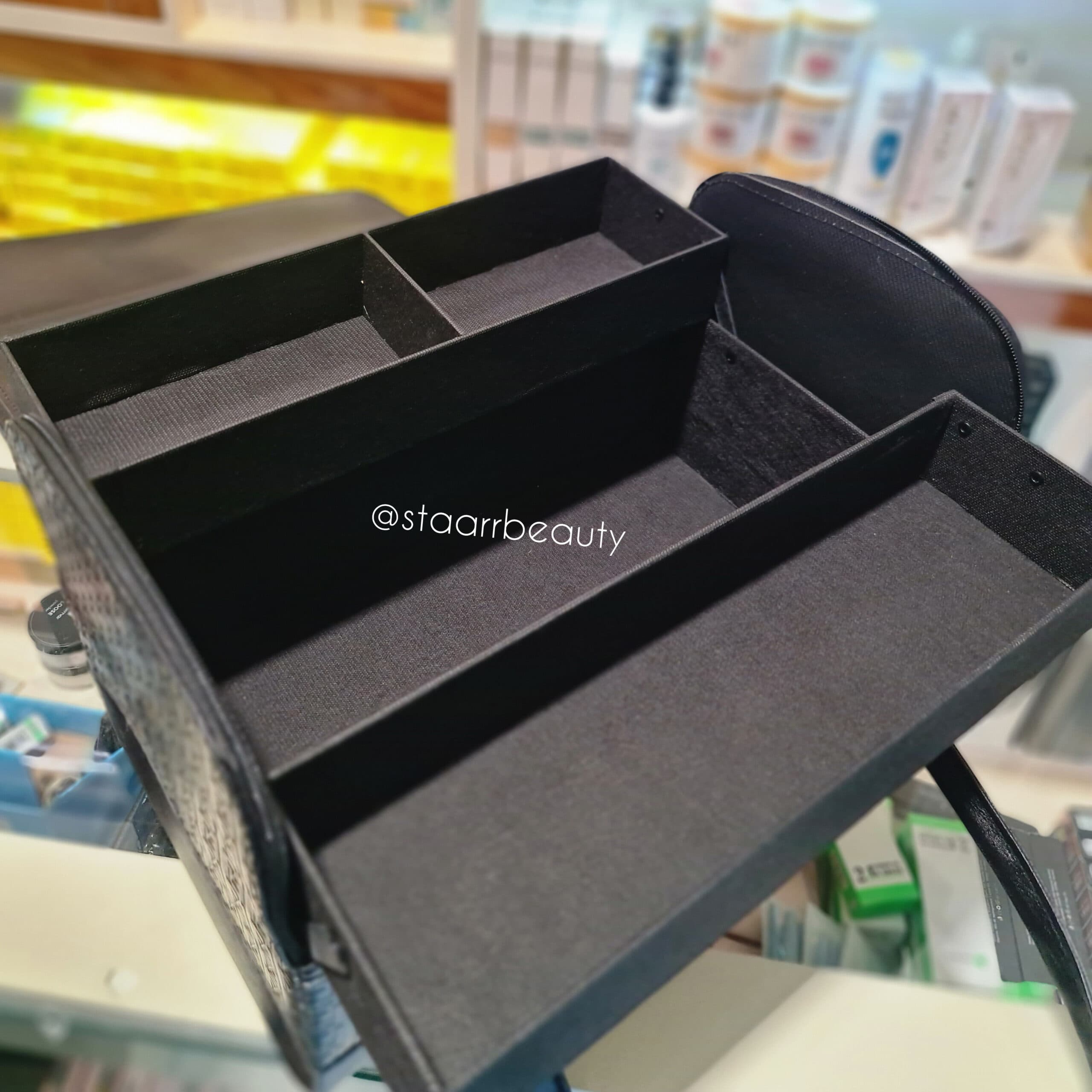 کیف آرایشی ناخنکار ، میکاپکار سایز بزرگ طرح دو — تصویر ۵