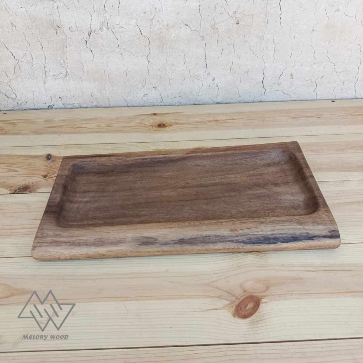 سینی چوب گردو یک تکه قابل شست و شو d429