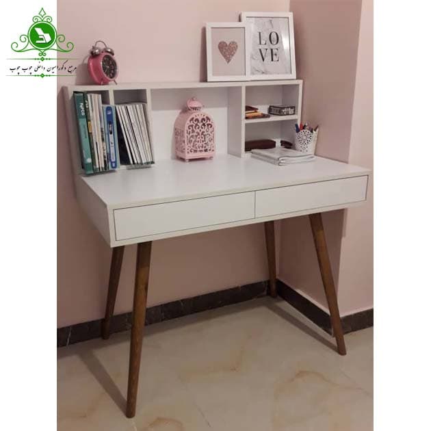 میز تحریر مدل کلاسیک شلف دار — تصویر ۵