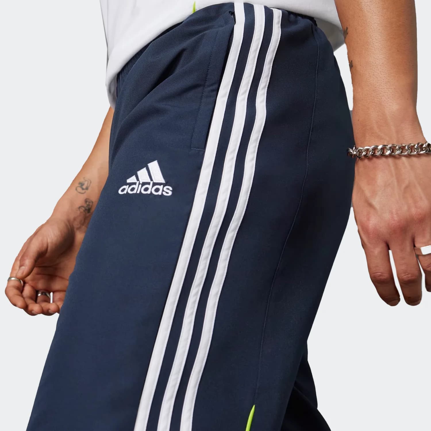 شلوار مردانه آدیداس مدل Real Madrid UBP Track Pants — تصویر ۶