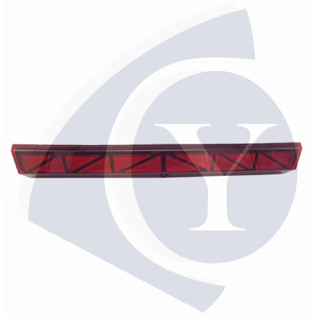 چراغ خطر وسط صندوق قدیم تارا