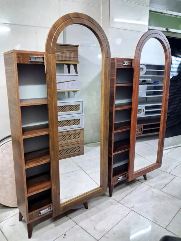 جاکفشی ریلی آینه دار ایستاده گنبدی