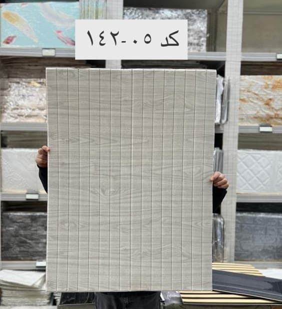 دیوارپوش فومی طرح ترمو چوب ابعاد 70 در 90 سانتیمتر کد 05-142 — تصویر ۷