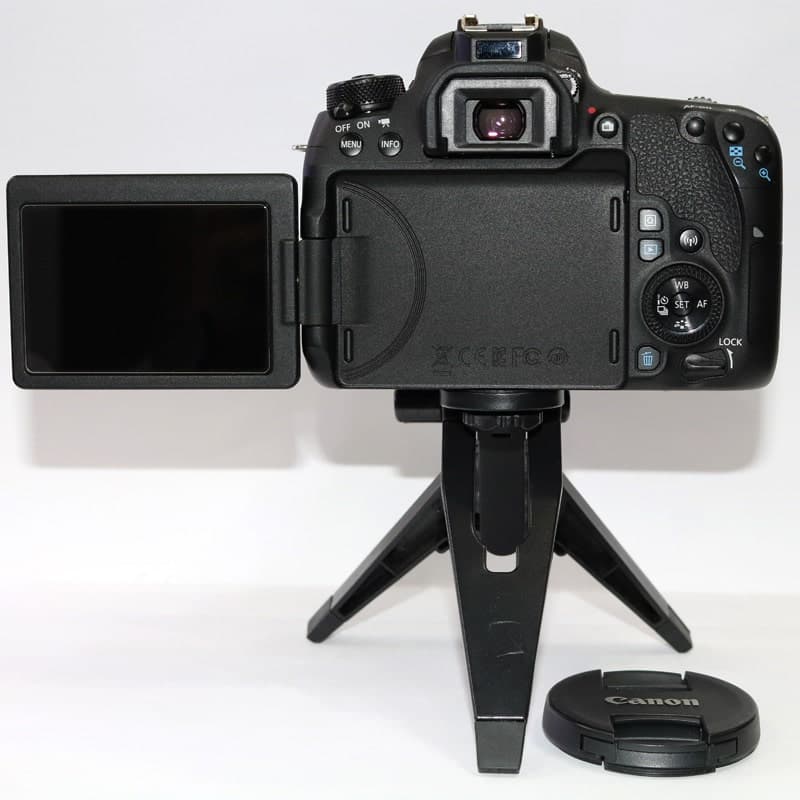 دوربین عکاسی کانن مدل 77D با لنز 18.135 STM (استوک) — تصویر ۱۲