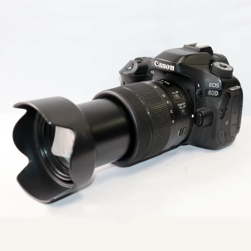 دوربین عکاسی کانن مدل 80D با لنز 18.135 USM (استوک)