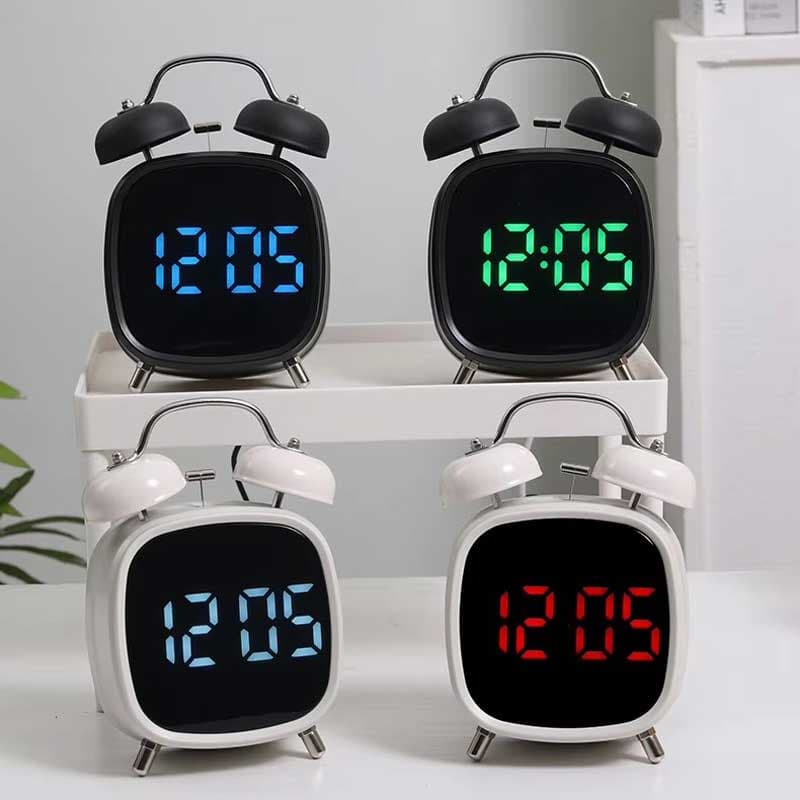ساعت LED دیجیتالی رومیزی طرح زنگوله دار مدل 82 — تصویر ۹