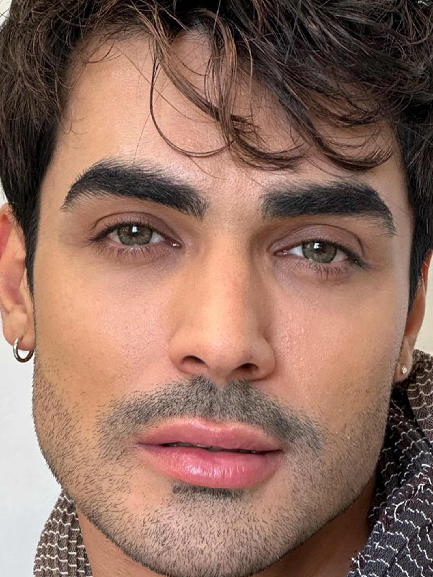 لنز طبی رنگی اوربان لایر کلئوپاترا گرین Cleopatra Green — تصویر ۶